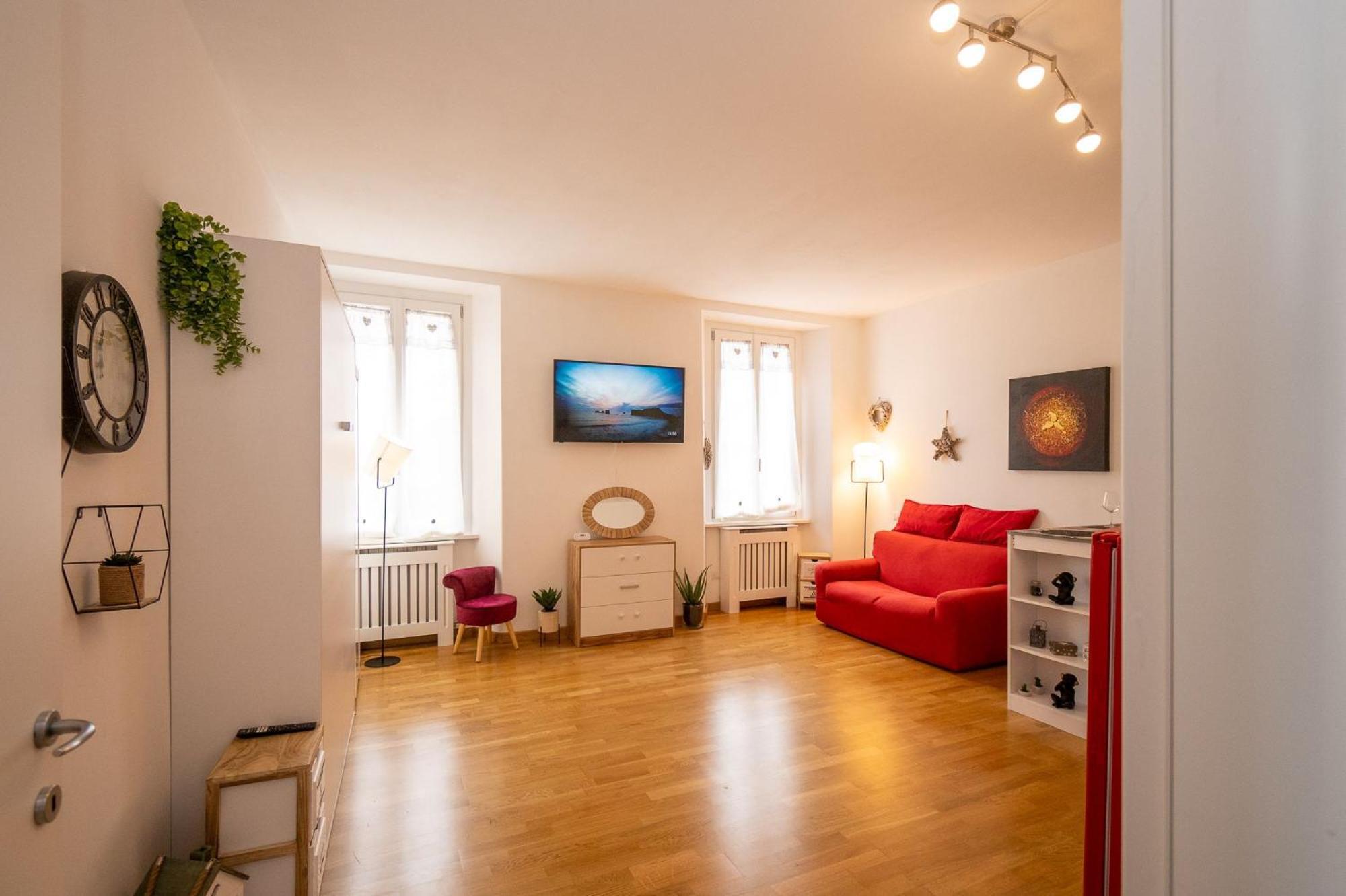 Portatorre Suite, A Charming Apartment In The Heart Of Como, Free Private Parking, Air Conditioning & More! Εξωτερικό φωτογραφία