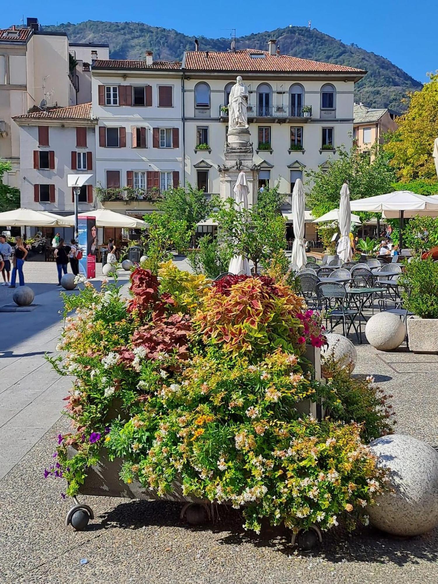 Portatorre Suite, A Charming Apartment In The Heart Of Como, Free Private Parking, Air Conditioning & More! Εξωτερικό φωτογραφία