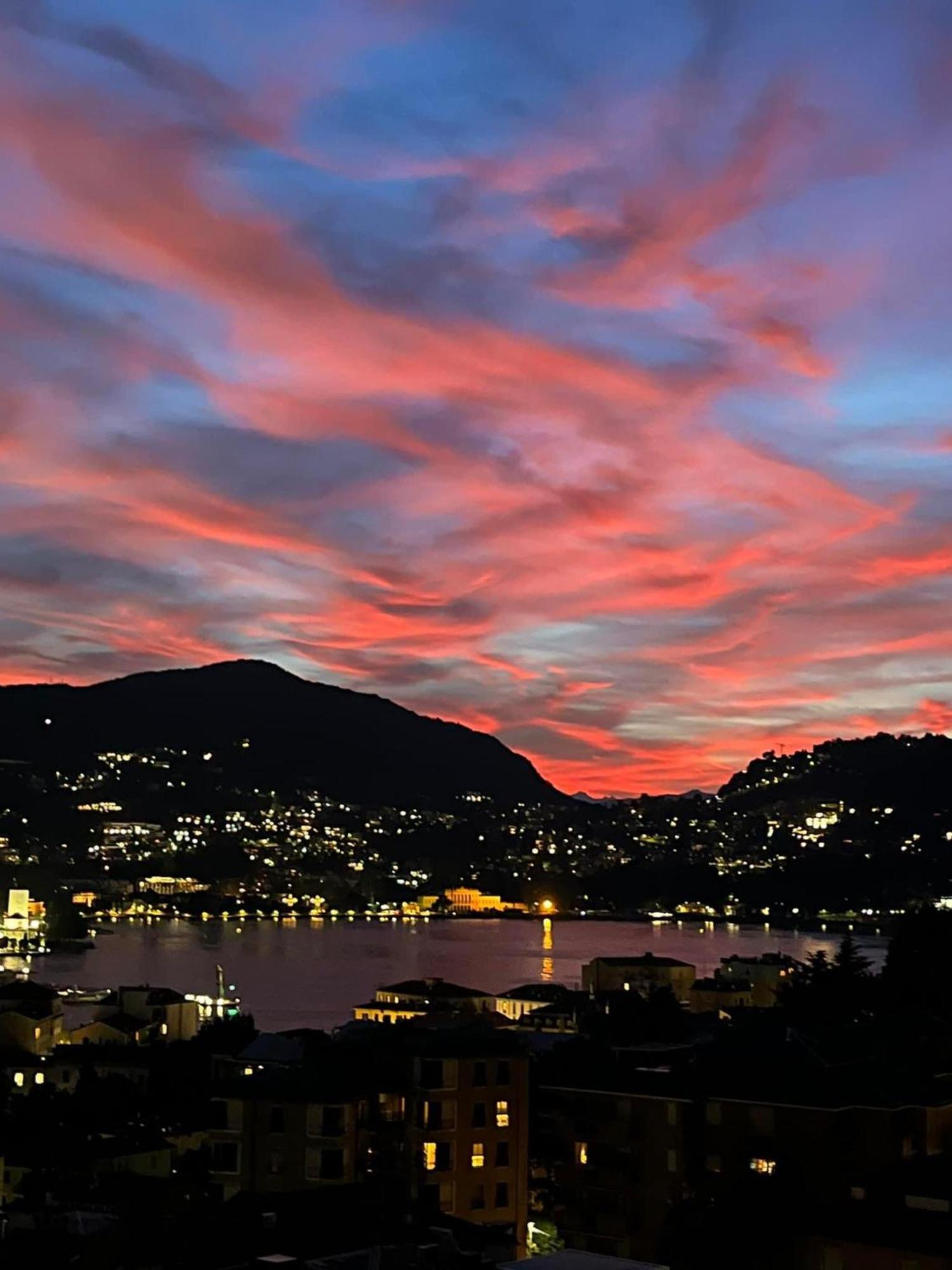 Portatorre Suite, A Charming Apartment In The Heart Of Como, Free Private Parking, Air Conditioning & More! Εξωτερικό φωτογραφία
