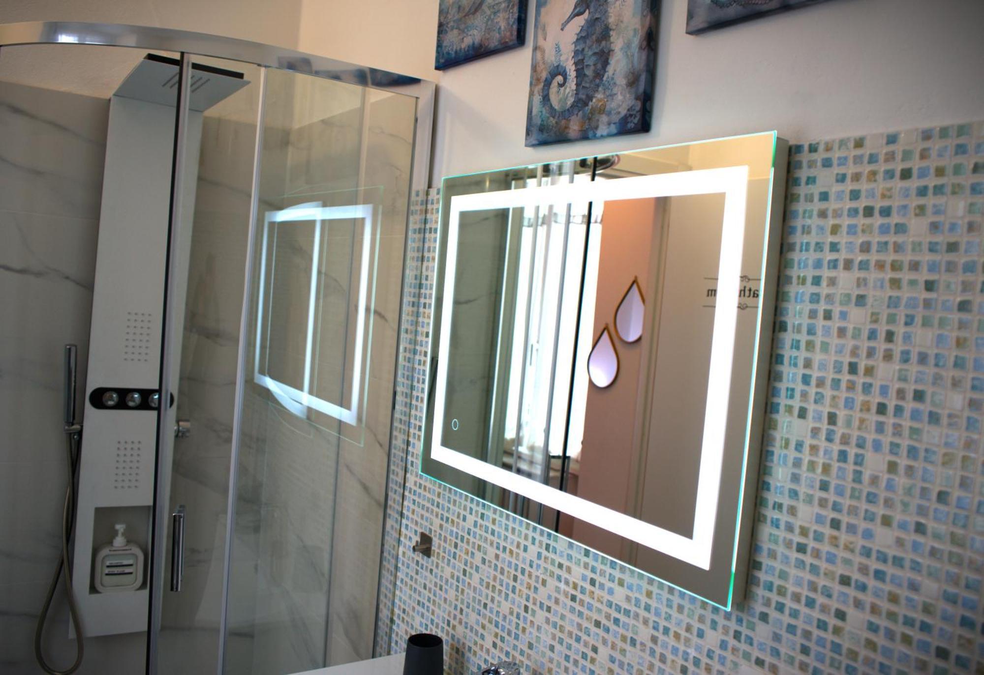 Portatorre Suite, A Charming Apartment In The Heart Of Como, Free Private Parking, Air Conditioning & More! Εξωτερικό φωτογραφία
